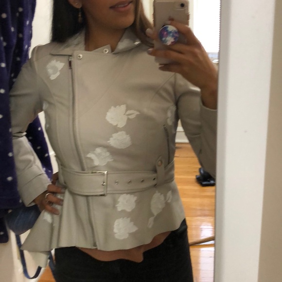 Embroidered jacket - Picture 2 of 7